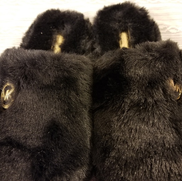 Brand New Michael Kors faux fur black slippers - Picture 1 of 6